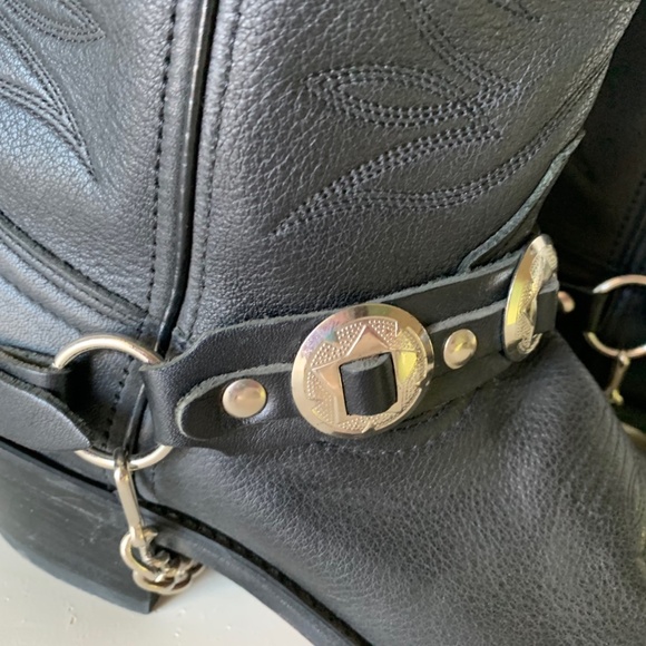 Durango Black Heeled Boots - Picture 2 of 6